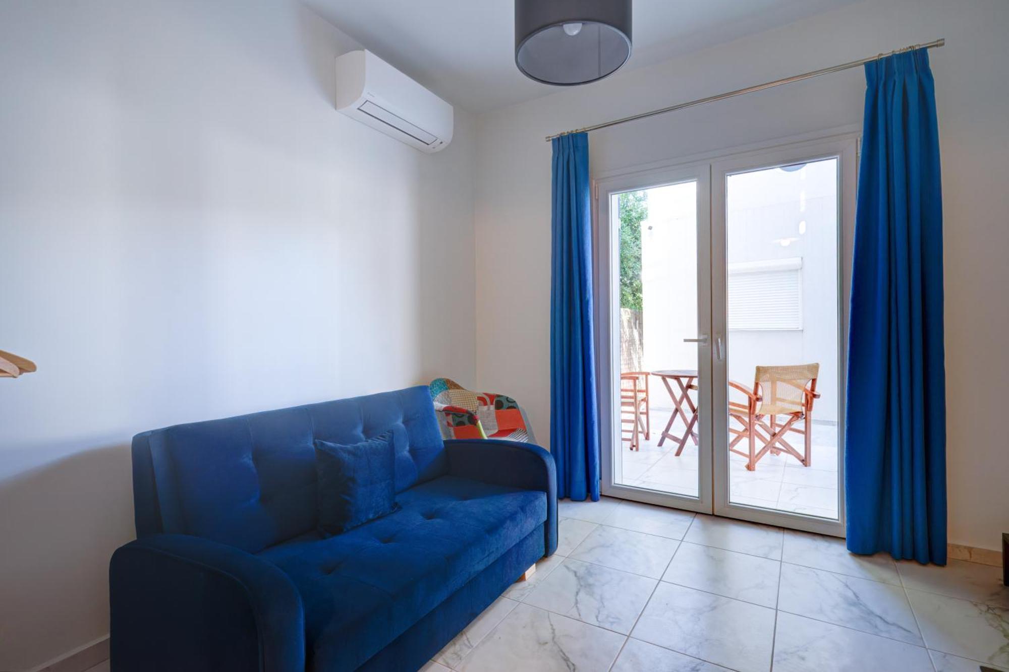 Molos Beachfront Apartments In 季亚科普通 客房 照片